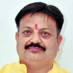 Dr. Vinod Nautiyal